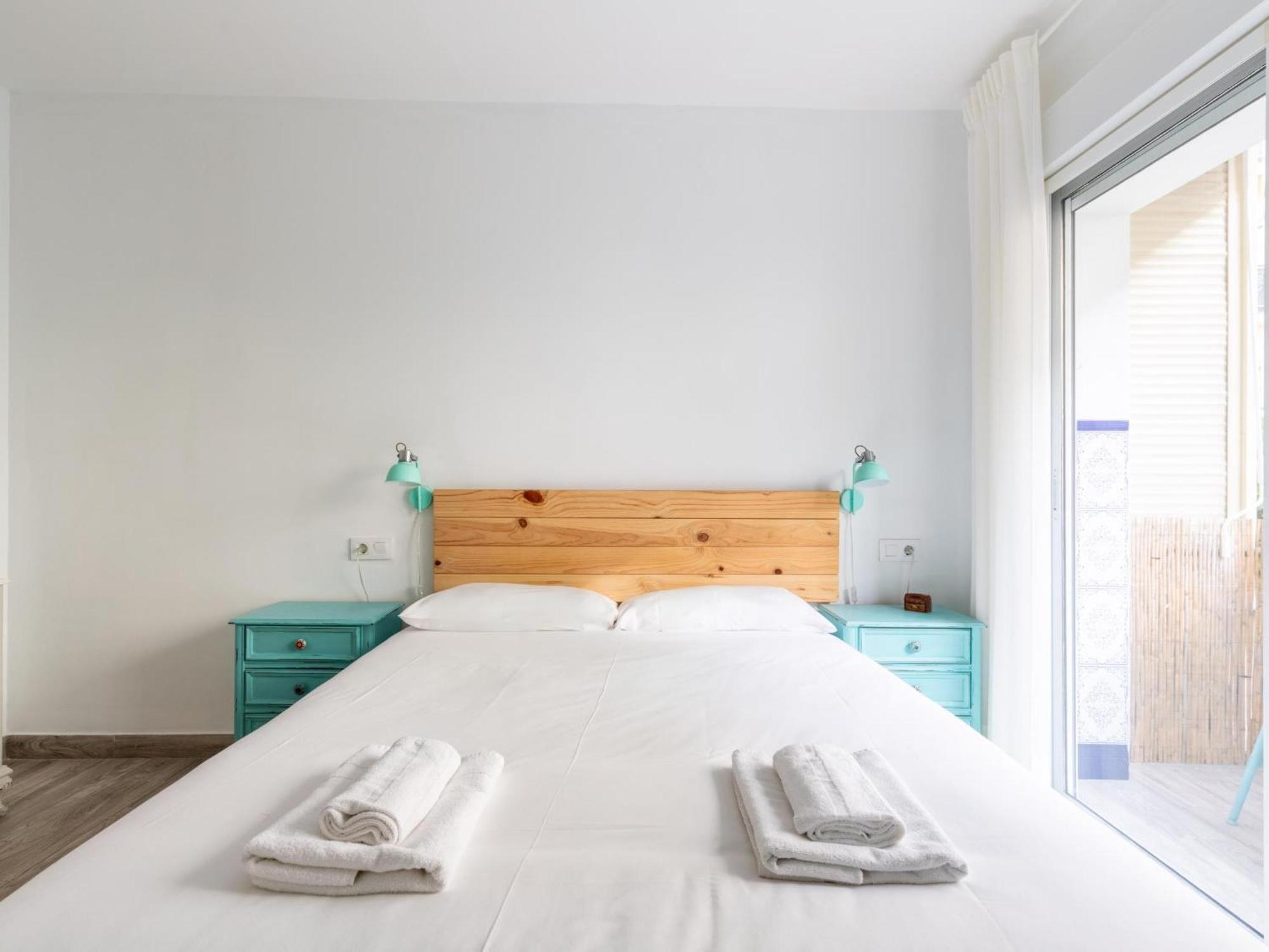 Апартаменти Holi-Rent Padre Isla Севілья Екстер'єр фото