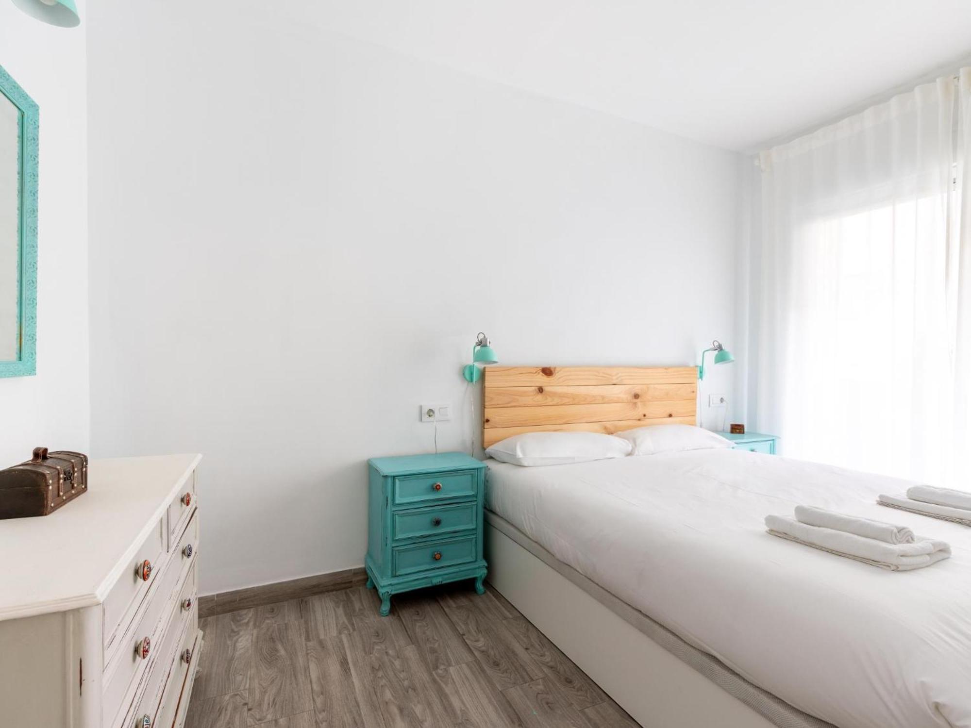 Апартаменти Holi-Rent Padre Isla Севілья Екстер'єр фото